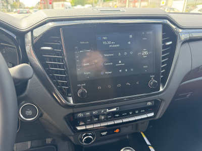 Isuzu D-Max 24 DC V-CROSS 163 4WD Auto.