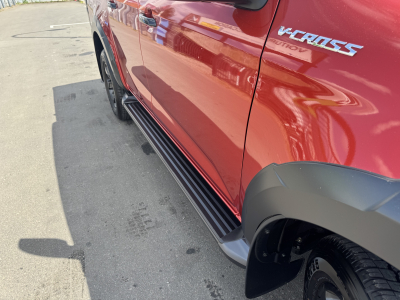 Isuzu D-Max 24 DC V-CROSS 163 4WD Auto.