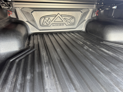 Isuzu D-Max 24 DC V-CROSS 163 4WD Auto.