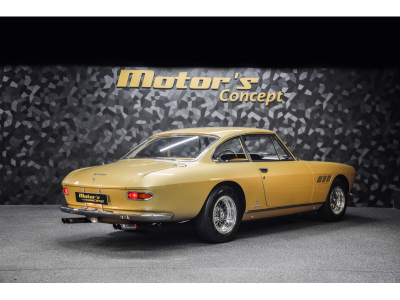 Ferrari 330 GT 2+2 - 