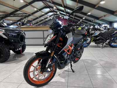 KTM 390 Duke 