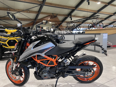 KTM 390 Duke 