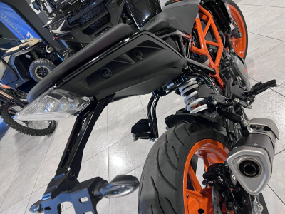 KTM 390 Duke 