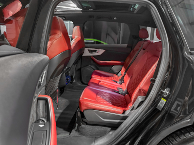 Audi SQ7 4.0 quattro TFSI/PANO/7SITZ/B&O/H.UP.22/VOLL