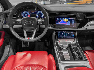Audi SQ7 4.0 quattro TFSI/PANO/7SITZ/B&O/H.UP.22/VOLL