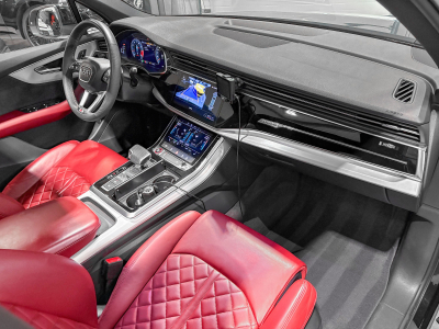 Audi SQ7 4.0 quattro TFSI/PANO/7SITZ/B&O/H.UP.22/VOLL