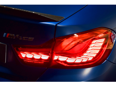 BMW M4 F82 CS - FROZEN DARK BLUE