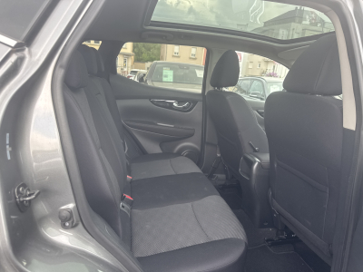 Nissan Qashqai 1.2 N- CONNECTA 115CV CAMÉRA 360 TOIT PANO