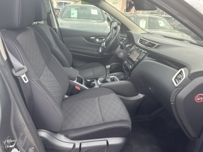 Nissan Qashqai 1.2 N- CONNECTA 115CV CAMÉRA 360 TOIT PANO