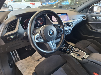 BMW 118 D M SPORT PACKET LED NAVI 1 Hand