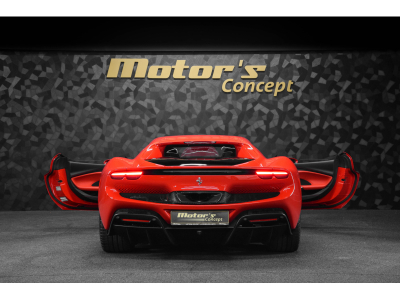 Ferrari 296 GTB V6 - ROSSO CORSA
