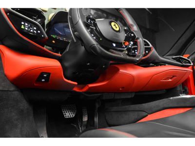 Ferrari 296 GTB V6 - ROSSO CORSA