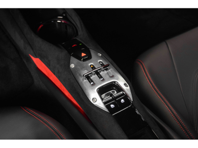 Ferrari 296 GTB V6 - ROSSO CORSA