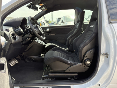 Abarth 595 Competizione COMPETIZIONE / Frequency Selective Damping / BREMBO / RECORD MONZA/ APPLE CARPLAY