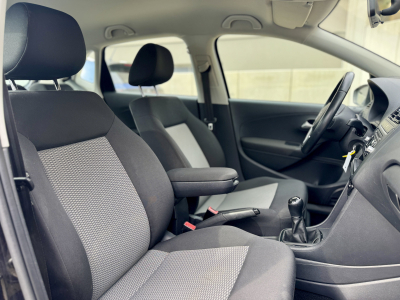 Volkswagen Polo 64.000km 5p Essence *garantie 12 mois incluse*