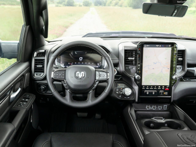 Dodge RAM 1500 Tungsten Crew Cab  HO MY 25