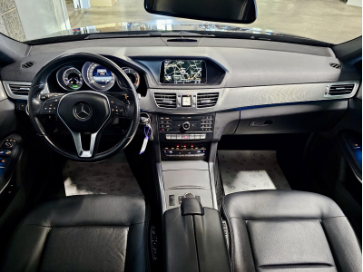 Mercedes-Benz E 220 T CDI BLUETEC AVANTGARDE CUIR NAVI