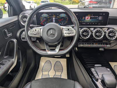 Mercedes-Benz A 180 A180 PACK AMG CARPLAY TOIT OUV PACK LIGHT