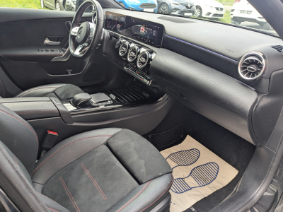 Mercedes-Benz A 180 A180 PACK AMG CARPLAY TOIT OUV PACK LIGHT