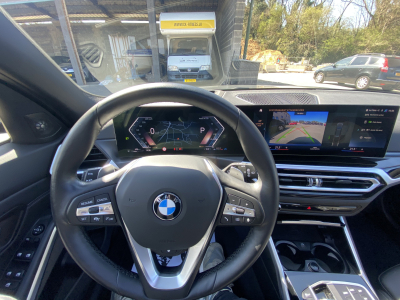 BMW 318 318d A G21 Touring Pano - ACC - Keyless- Harman Kardon - Head up Display