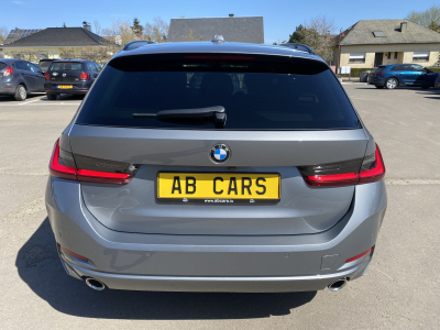 BMW 318 318d A G21 Touring Pano - ACC - Keyless- Harman Kardon - Head up Display