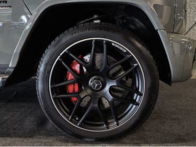 Mercedes-Benz G 63 AMG 4.0 V8 BITURBO CARBON PANO CUIR NAVI 1 HAND