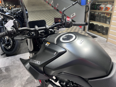 Suzuki GSX-8S 