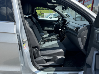Volkswagen T-Cross 1.5 TSI 150 DSG R-LINE CUIR NAVI 1 HAND
