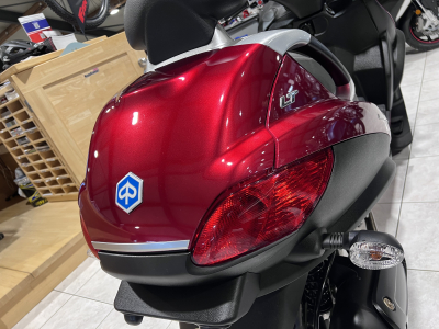 Piaggio MP3 300 