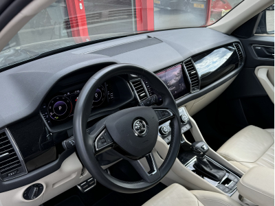 Skoda Kodiaq 2.0 TSI 190 DSG 4X4 LAURIN & KLEMENT CANTON PANO CUIR NAVI