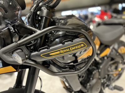 Royal Enfield Himalayan 450 Summit Black
