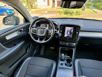 Volvo XC40 D3 150 Momentum Geartronic