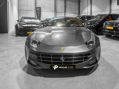 Ferrari FF V12 6.3 4x4 / SERVICE FERRARI / TOP ZUSTAND