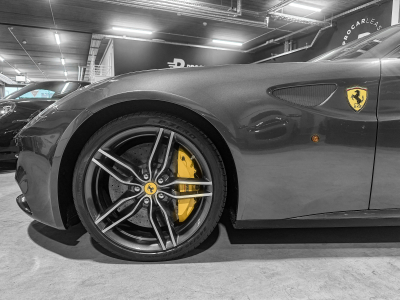Ferrari FF V12 6.3 4x4 / SERVICE FERRARI / TOP ZUSTAND