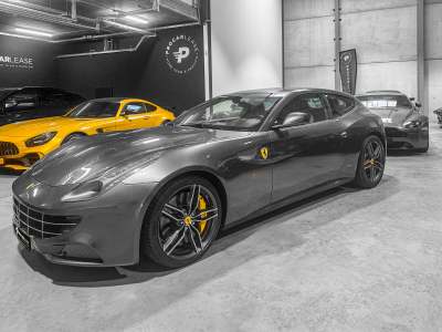 Ferrari FF V12 6.3 4x4 / SERVICE FERRARI / TOP ZUSTAND