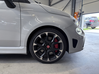 Abarth 595 Competizione COMPETIZIONE / Frequency Selective Damping / BREMBO / RECORD MONZA/ APPLE CARPLAY