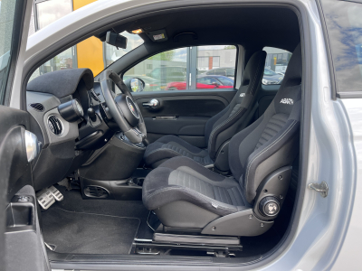 Abarth 595 Competizione COMPETIZIONE / Frequency Selective Damping / BREMBO / RECORD MONZA/ APPLE CARPLAY