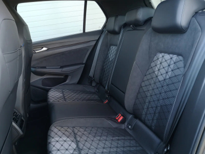 Volkswagen Golf 2.0 TDI 150 DSG R-Line
