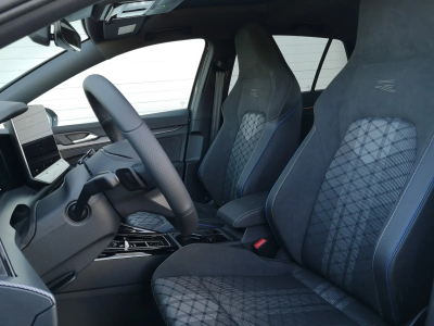 Volkswagen Golf 2.0 TDI 150 DSG R-Line