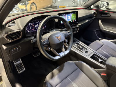 Cupra Leon SPORTSTOURER VZ 4DRIVE / BEATS AUDIO / AMBIENTE / APPLE CARPLAY / COVER/