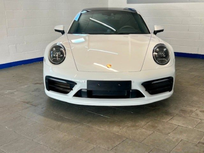Porsche 992 911 Carrera 4 S Sport-Chrono - PanoIKAMIBoseI1Hand