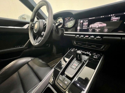 Porsche 992 911 Carrera 4 S Sport-Chrono - PanoIKAMIBoseI1Hand