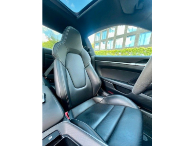 Porsche 992 911 Carrera 4 S Sport-Chrono - PanoIKAMIBoseI1Hand
