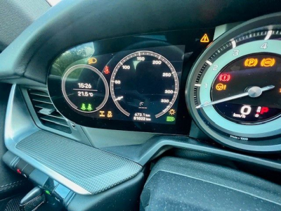 Porsche 992 911 Carrera 4 S Sport-Chrono - PanoIKAMIBoseI1Hand