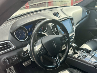 Maserati Ghibli 3.0 V6 430 SQ4 GRANLUSSO CUIR NAVI