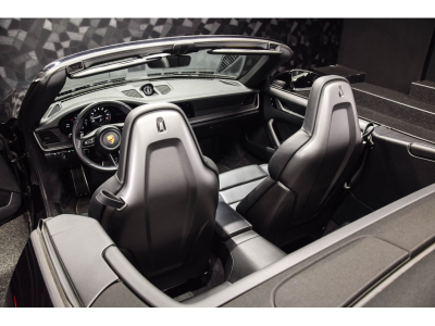 Porsche 992 Carrera 4S Cabriolet PDK