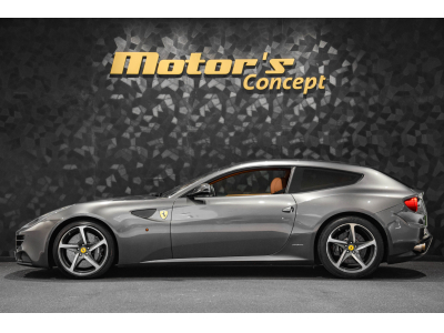 Ferrari FF V12 - GRIGIO SILVERSTONE