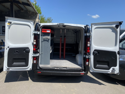 Opel Vivaro 1.6cdti L1H1 Euro6 Clim Camera PDC Armoires Wurth