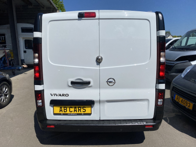 Opel Vivaro 1.6cdti L1H1 Euro6 Clim Camera PDC Armoires Wurth