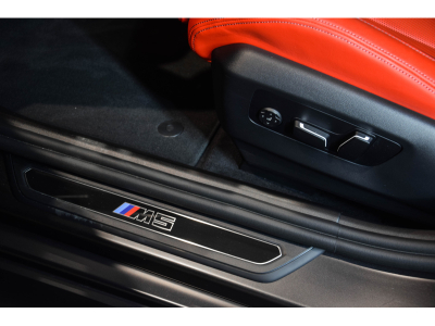 BMW M5 G90 Frozen Deep Grey Metallic - PACK CARBONE